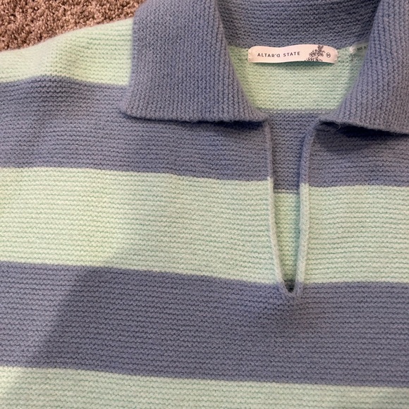 Altar’d State boxy collared v-neck striped sweater. Shorter length. Nautical. M - Picture 6 of 13